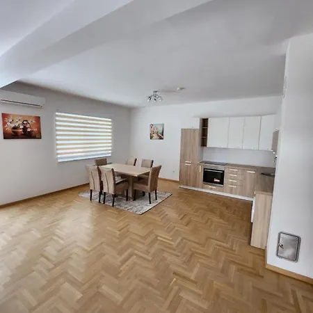 5 * Sarajevo
