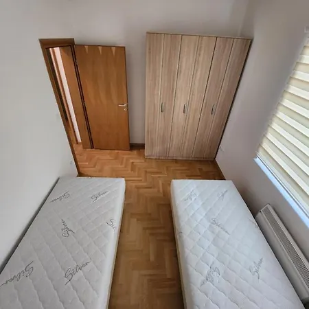 Villa 5